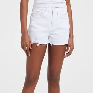 NEW Good American Good 90’s Short in White Size 16
